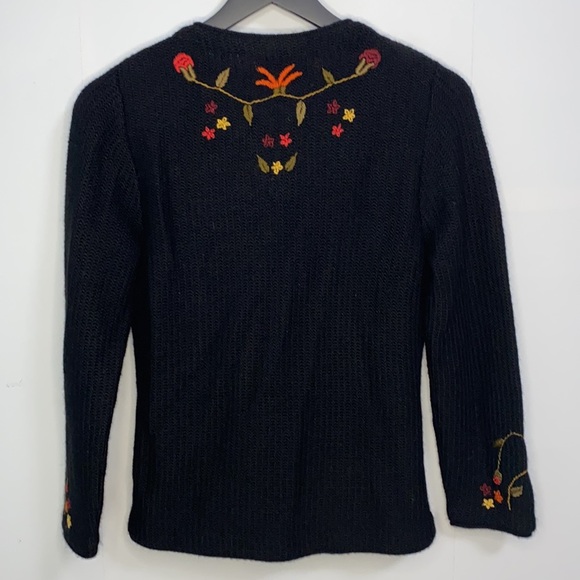 QUIPU NWOT 100% baby alpaca floral embroidered button up cardigan size S black - Picture 3 of 10